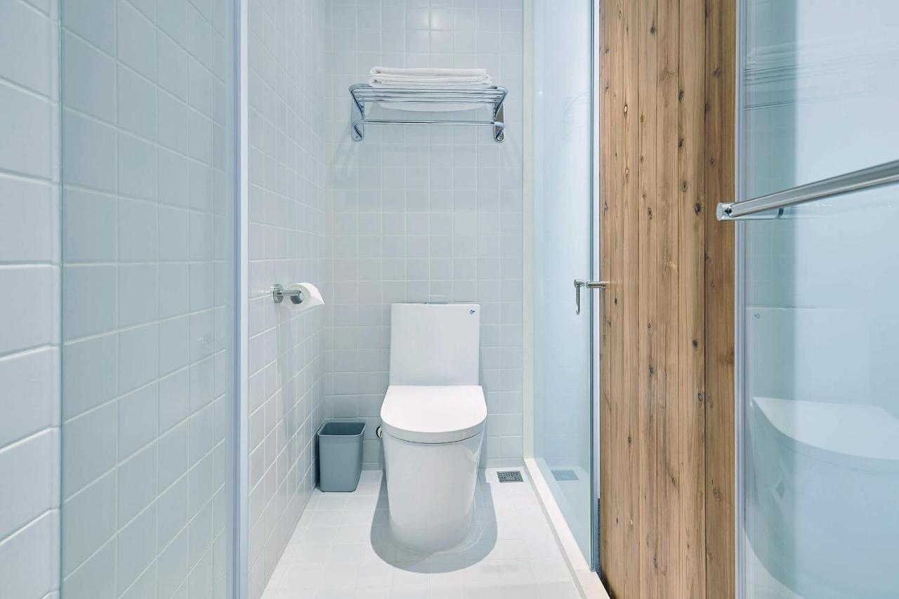 Star Hostel Taichung Parklane Extérieur photo